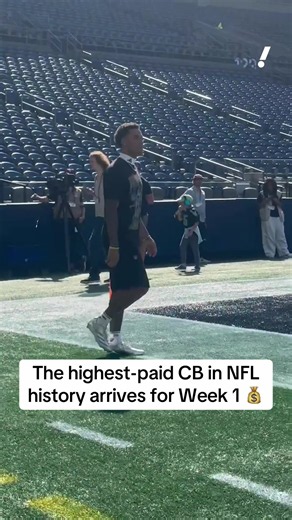 Christian Gonzalez is ready for Year 4 after receiving the largest payday ever by a corner 🤑 #Patriots #NFL #ChristianGonzalez #SuperBowl #Seahawks