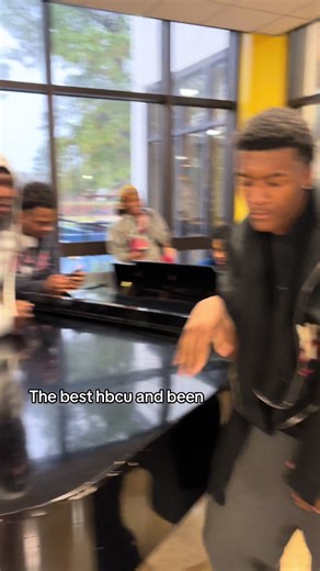 #goviral #blowthisup #likes #zyxcba #southernuniversity💙💛 | southern university