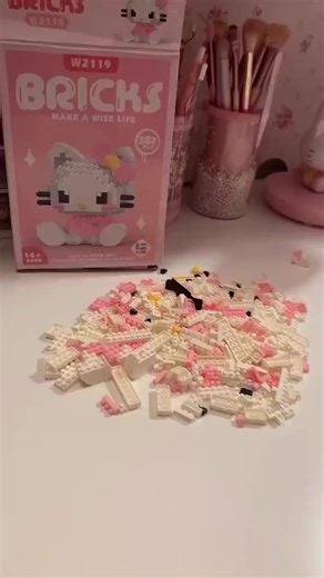 Hello Kitty Building Blocks: The Ultimate Must-Have!