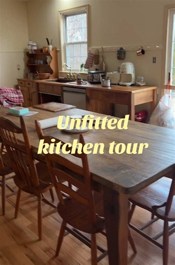 Unfitted Kitchen Tour: Unique Space Solutions