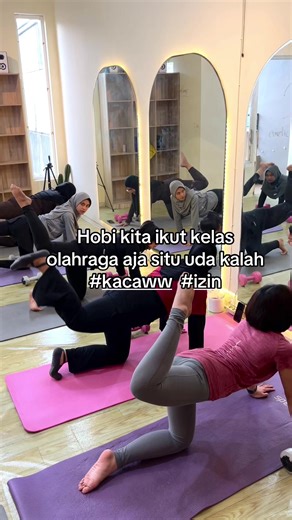 Buat kamu yang lagi usaha nurunin berat badan atau justru mau nambah massa biar lebih proporsional, sini merapat duluu 👀💪 Di sini kamu bakal dapet: ✨ 12 pilihan kelas olahraga ✨ Coach ✨ Meal plan sesuai kebutuhan ✨ Protein shake ✨ Circle baru yang bikin makin semangat tiap hari Masih ragu dan takut nggak cocok? Tenanggg 🫶 Aku lagi buka ✨TRIAL CLASS VOUCHER✨ khusus buat 10 orang ajaa! Yang serius mau mulai upgrade diri, langsung DM yaa sebelum slotnya habis 🔥 #olahraga #bodygoals #fyppppppppp