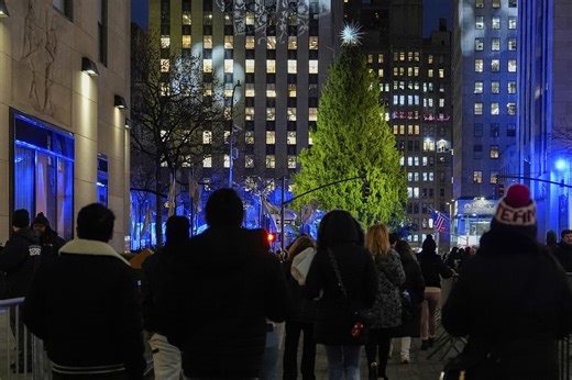 Street closures for Rockefeller Center Christmas Tree lighting in Manhattan