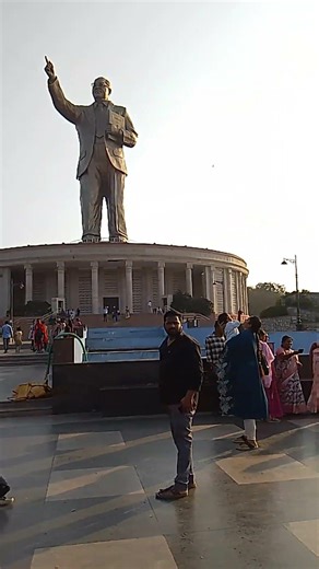 हम फिल्म दीवाने हैं नहीं किसी से डरते हैं 🙏📘✍️🇪🇺 #bharadwajspeaks #bharadwajspeaks #seechewal