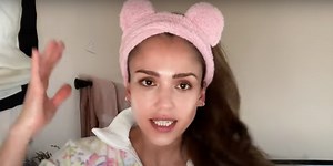 Jessica Alba Reveals Her Impressive 8-Step Skincare Routine (That Clearly Works!)