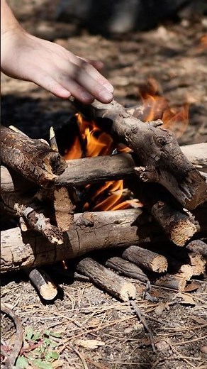 Log Cabin Fire = Long-Lasting Heat (Best Campfire for Bushcraft) #bushcraft #survival #firestarting