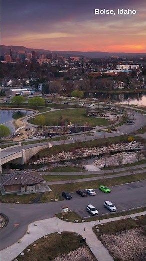 Stunning Boise sunset drone flight – Esther Simplot Park