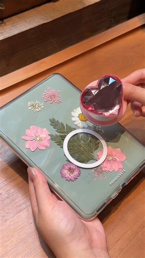 1.2K views |  Meet the PopCase Kindle 鱗 Built-in MagSafe strength, grip-ready designs, and cozy comfort for every chapter  | PopSockets | Facebook