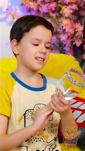 🌈 Look at This Magic Milk Trick! So Colorful & Fun 😍 #DIY #KidsLearning