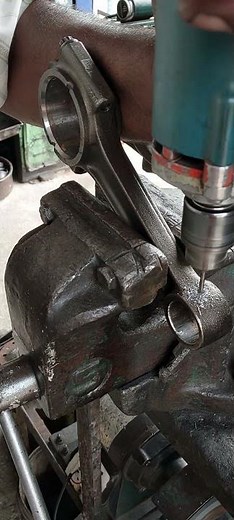 How to The Connecting Rod Drilling Machine Working Workshop Shorts Video
