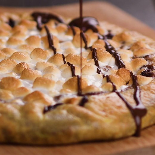 Stuffed Crust S'mores Pizza! | So Yummy