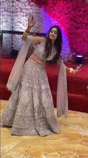 Dilbaro | Bride Dance | Wedding Dance performance | Sangeet Dance #youtubeshorts #viral