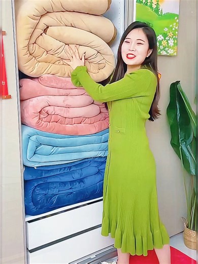 Soft and Cozy Milk Fleece Blanket for Everyday Comfort