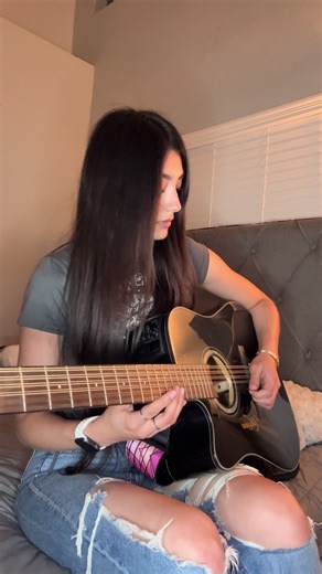 Sin Llorar: Requinto en el Regional Mexicano