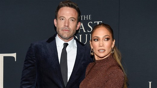 Jennifer Lopez files for divorce from Ben Affleck