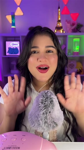 ASMR en Vivo: Sonidos y Conversaciones Relajantes