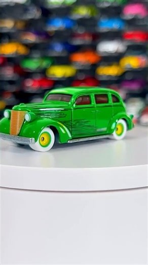 Hot Wheels Premium Action Comics Superman x Pop Culture Diecast