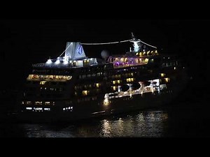 ノーティカ - Nautica - 離岸・出港（新港ふ頭客船ターミナル：横浜ハンマーヘッド）　[4K](2023年4月12日)