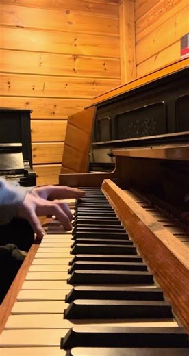 Testing my new JO.Baumgardt Stockholm spinet piano #outoftune #rocknroll #boogiewoogiepiano