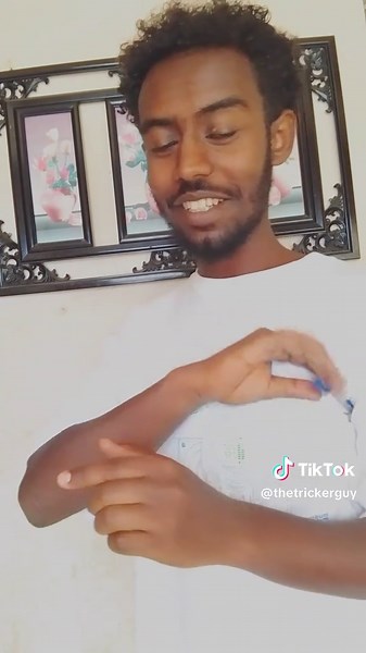 Learn How to Make a Pen Disappear with Mind-Blowing Magic Trick