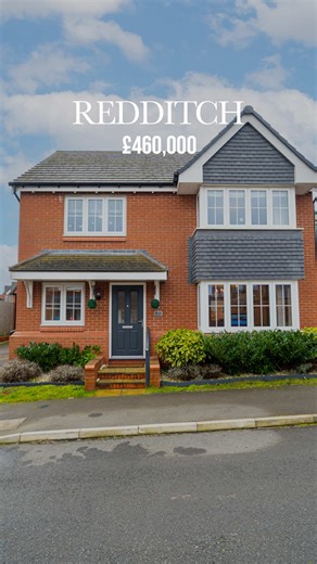 🏡 Check out this modern 4-bed detached home in Redditch, UK 🔥 For more information, send us a DM with the call reference below ✉️ 📞 Call reference: B97X040326 🏢 Council Tax Band: E 🏠 Tenure: Freehold