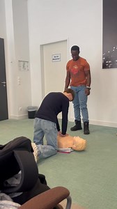 With the world losing so many people to cardiac arrest, stroke, accidents and sudden emergencies, I decided to take a First Aid refresher course here in #Berlin ,on a Sunday, right after an overnight travel from #Prague. No excuses when it comes to learning skills that can save a life. Moments like these remind us how fragile life is. Sometimes the difference between life and death is simply having someone nearby who knows what to do in those first critical minutes. As an avid traveler, Rugby pl