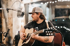Vincent Neil Emerson Takes On The Hardships Life Throws At You With New “High On Gettin’ By” | Whiskey Riff