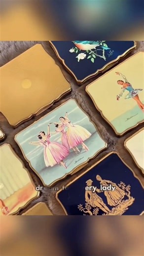 How insane were music box combos 100 years ago? #foryou #youtubeshort #antique #musicbox