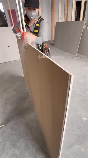 134K views · 429 reactions | Very good and efficient drywall cutterCutter electriciantools springtok tiktokshopspringglowup sparky Electrician tiktokshopcreatorpicks Tool foryou tiktokshopmemorialday | Electrician Julie | Facebook