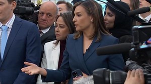 Donald Trump insulta a una periodista que le pregunta por los archivos de Jeffrey Epstein: "¡Cállate, cerdita!"