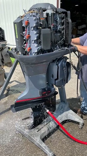 used 2002 Yamaha VMAX 200 HP 6-Cylinder EFI 2-Stroke 20" (L) Outboard Motor. Model number: VX200TLRA. Serial number: 66XL004749. Weight - 488 lbs. 105-112 PSI compression on all six cylinders. Oil Injection. Electric Start. Remote Steer. Power Tilt/Trim. Standard Rotation. $4,495 #yamaha #outboards #boating #fishingItaly | outboard motor engines for sale