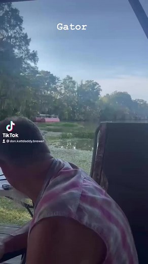 Gator. Profanity apologies #swamppeople #Christmas #Gators #swamplife Da Landry Life Duffy’s Gas Station | Don Brewer