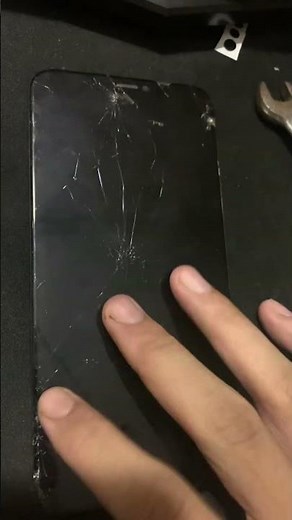 😬#lcd #phone #problemfix #smartphone #iphone #repair #destroy