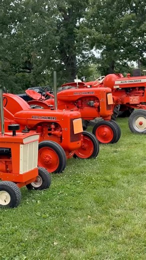 20K views · 412 reactions | The Allis Connection 鸞 Lots of Allis Chalmers tractors  Amana, Iowa tractor show #tractorshow #farmlife #allischalmers #iowa #tractor #tractorvideos #tractorvideo #frp #farmer | Someplace or Another | Facebook