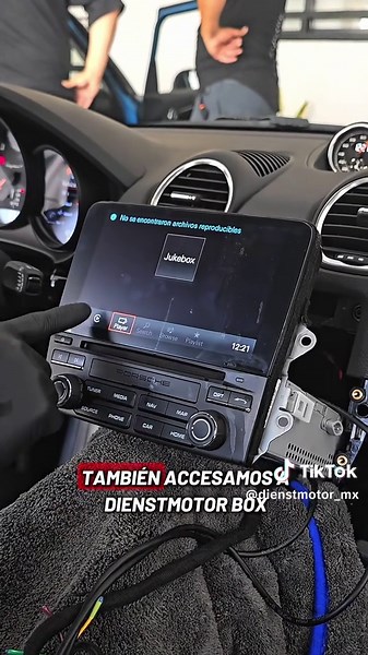Actualización de Porsche Cayman 982 con CarPlay