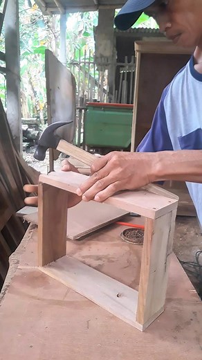 "The process of making a small wooden box to store woodworking tools." #Woodworking #fyp #Indonesiancarpenter | Kang Nardi
