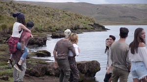 Un vistazo de lo que será el video oficial de #Mamita este viernes. 🎥🎥🎥 | CNCO