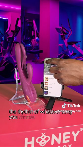 Not your average calorie tracker 🙃 #HoneyPlayBox #selfcare