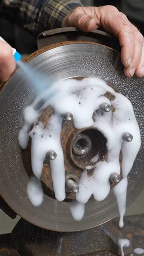 Car Brake Disc cleaning rim