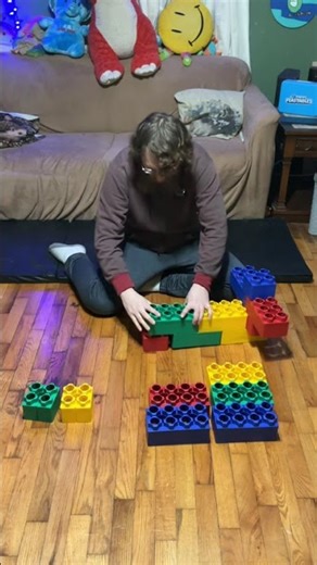 Can I build a Lego airplane with 16 pieces