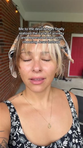 8.9K views · 550 reactions | The second an anxious thought comes into my mind I have to FIGHT to get it out but that battle is won with Jesus every single time (even if I cry through it) 藍 #newlifechapter #circles | Macy Nicole Walker | Facebook