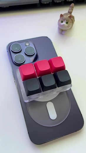 Testing Cherry Red and Balck key switches on the go. Any other versions you want me to try? 😉#asmr #keyswitches #popsocket #fyp #techgadgets