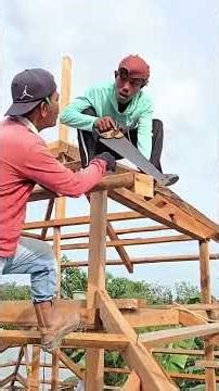 the correct technique for nailing poles...applied by the foreman #construction #woodworking