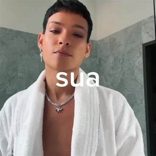 Os vídeos de Mella (@melladotter) com som original - Mella