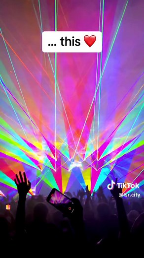 Mesmerizing Laser Show Unlike Any Other