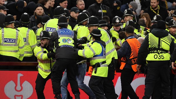 Schlägerei mit Stewards – YB-Fan wird abgeführt