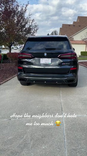 BMW X5 M50i Cold Start with Twinturbo V8 Engine