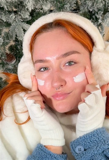 📣SPF is year-round! 📣 Solar Mate Daily Mineral SPF 40: - Protects skin from UVA and UVB rays - Leaves no white cast - Doesn’t feel sticky - Is only $19! Shop now at @Ulta Beauty @Ulta Beauty México @target @Walmart @Boots UK