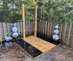 Outdoor Weightlifting Platform