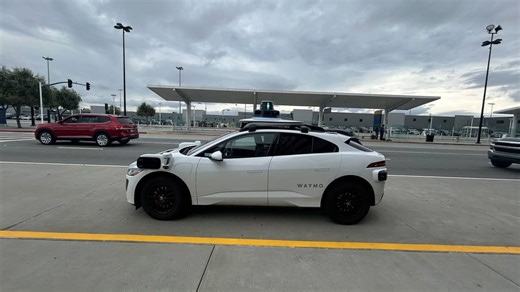 Waymo expands to Bay Area freeways, San Jose airport