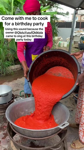 Another beautiful birthday celebration, served with excellence 🎉 From the first plate to the last bite, everything was prepared with intention, flavor, and attention to detail 💯 Because every celebration deserves food that people will remember long after the party is over 😍 Need a caterer that understands the assignment? Send a DM or call 08101090600 #birthdayfood #comewithme #cookingvlog #catererinabeokuta #olotuyusuf